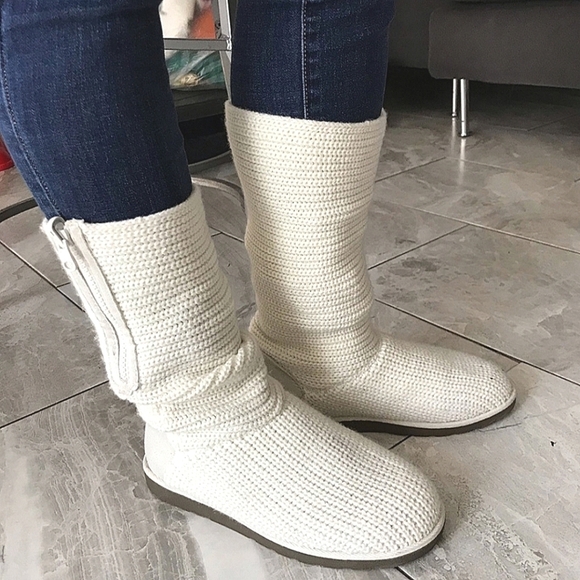 SO Foldover Sweater White Boots Size 9. 🌴 - Picture 1 of 10